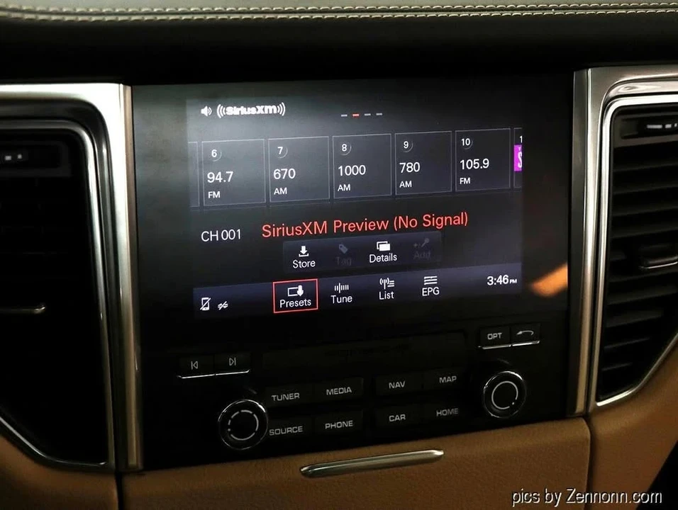 2017 Porsche Macan - Image 19 of 20