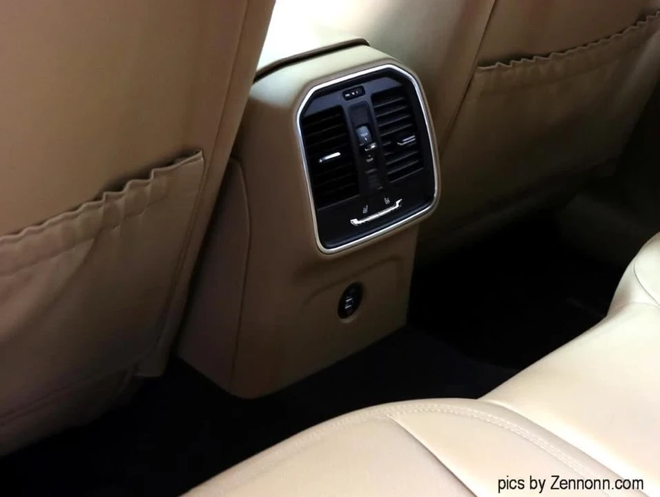 2017 Porsche Macan - Image 15 of 20