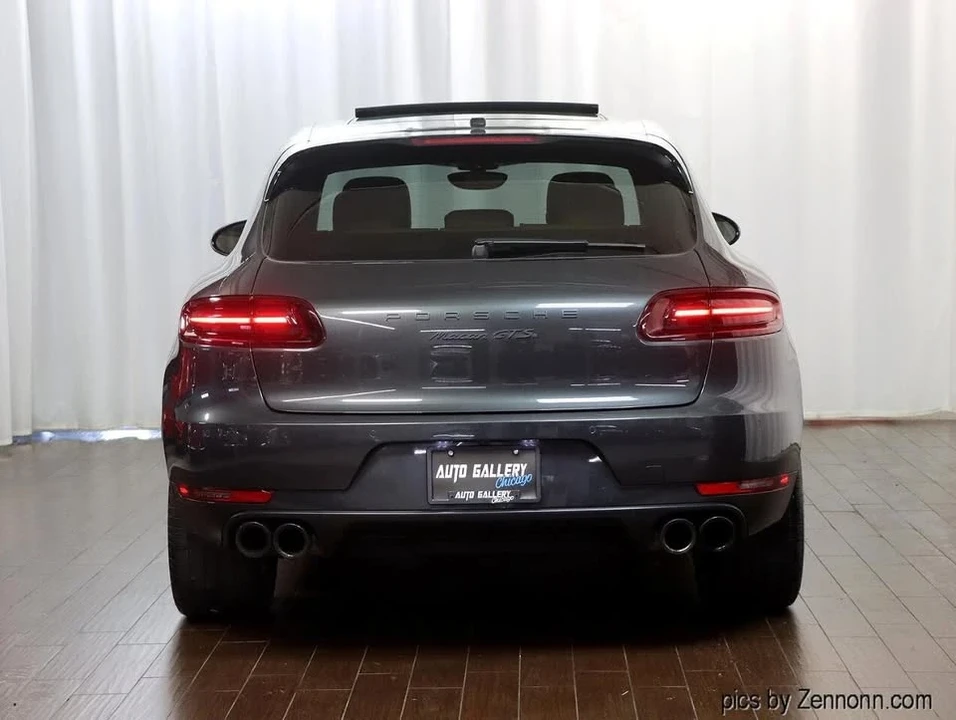 2017 Porsche Macan - Image 7 of 20
