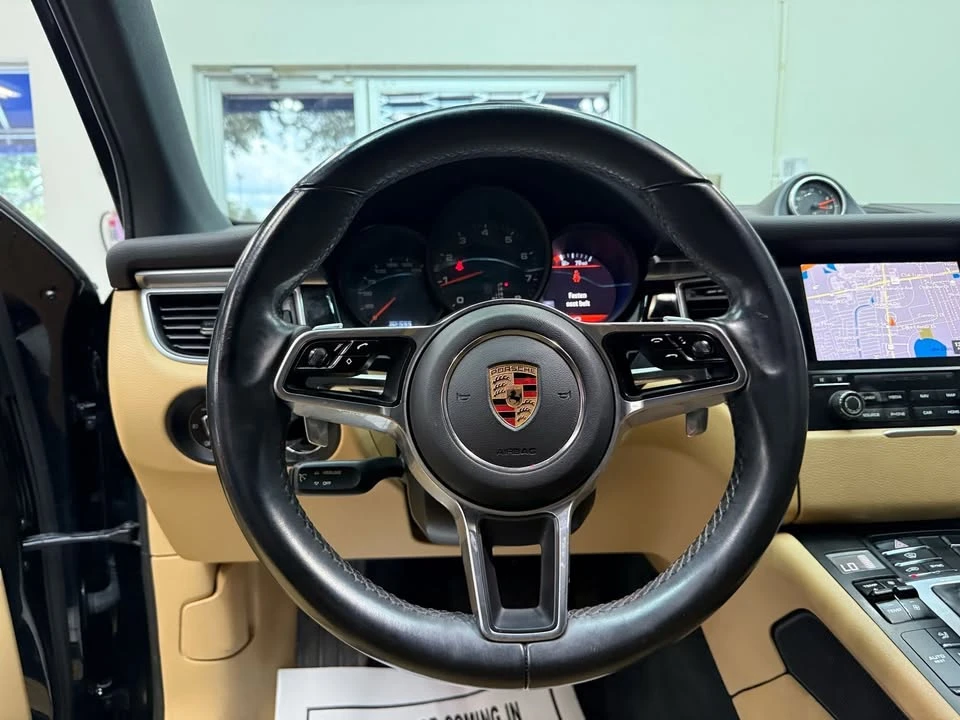 2017 Porsche Macan - Image 5 of 18