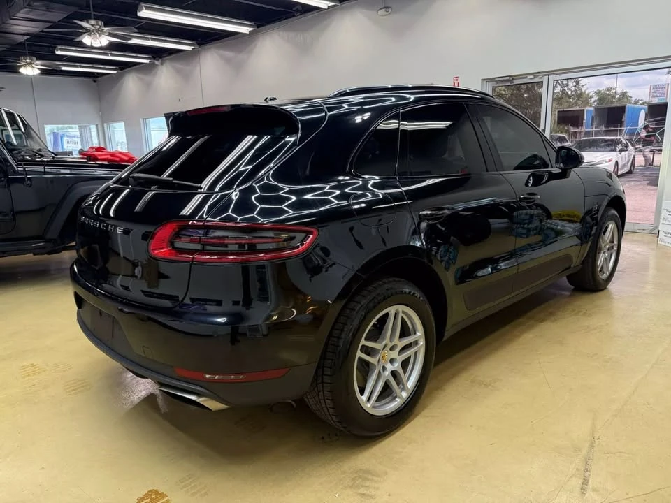 2017 Porsche Macan - Image 4 of 18