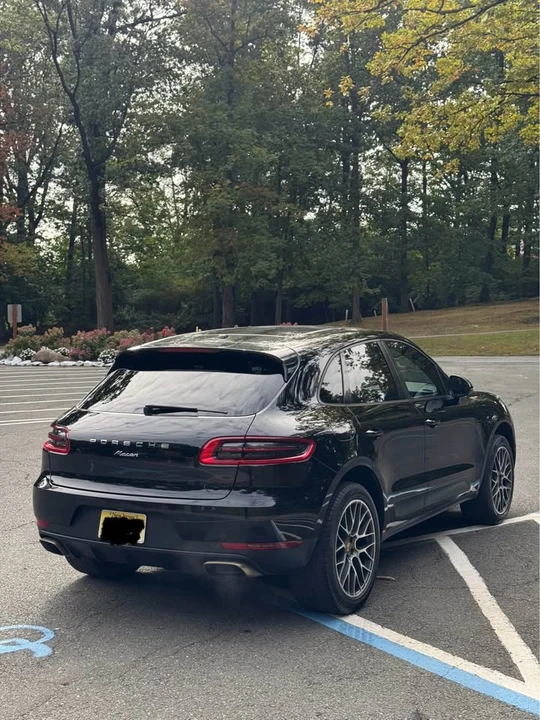 2017 Porsche Macan - Image 7 of 20