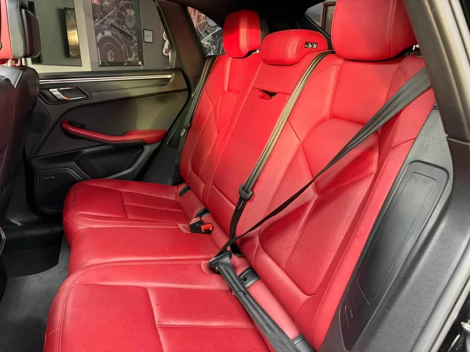 2017 Porsche Macan - Image 7 of 15