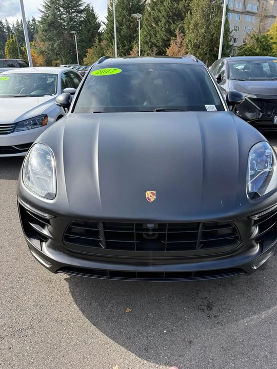 2017 Porsche Macan - Image 2 of 5
