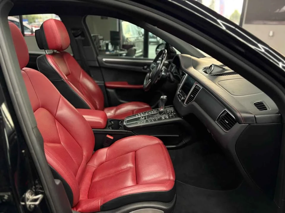 2017 Porsche Macan - Image 4 of 15