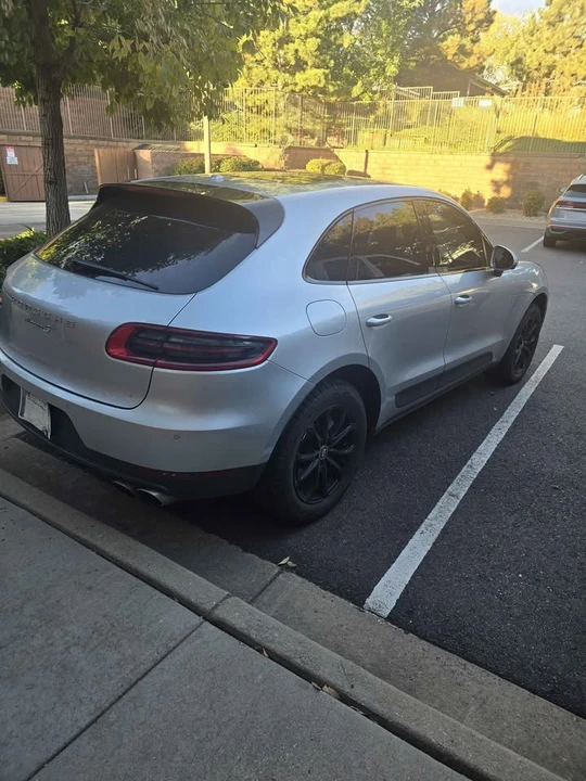 2017 Porsche Macan - Image 4 of 15