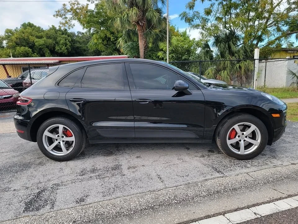 2017 Porsche Macan - Image 4 of 16