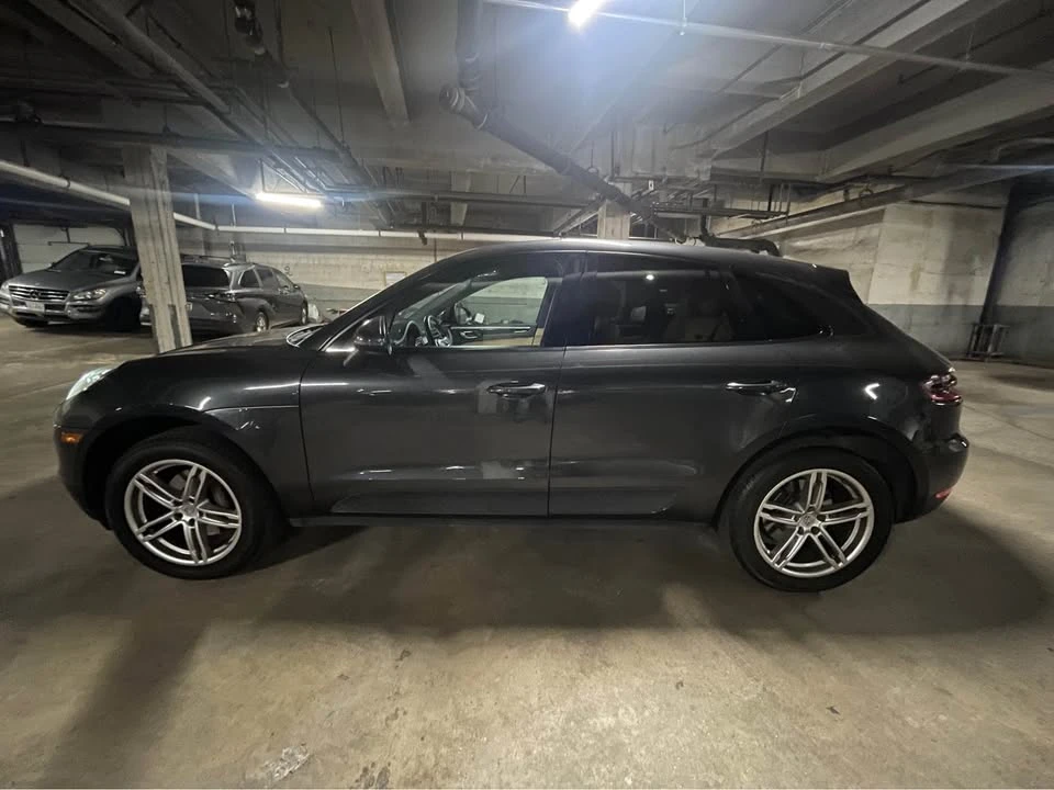 2017 Porsche Macan - Image 6 of 18