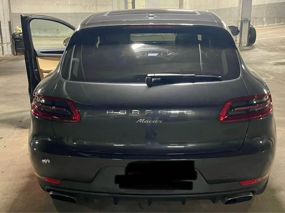 2017 Porsche Macan - Image 18 of 18