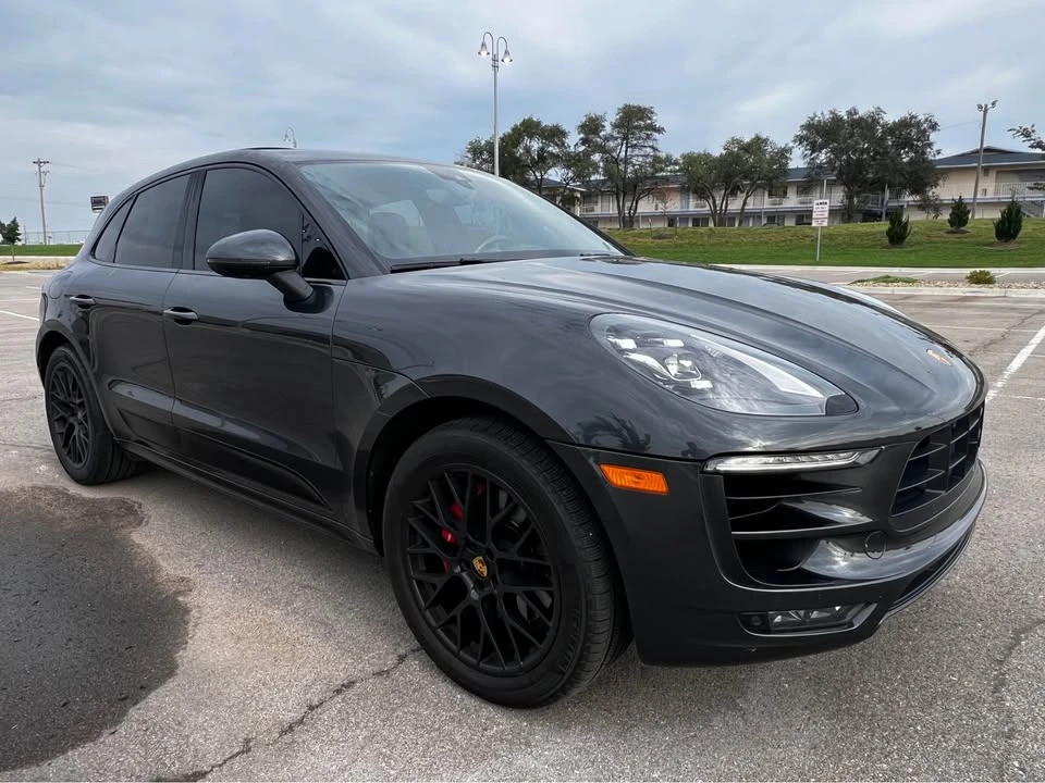 2017 Porsche Macan - Image 6 of 8