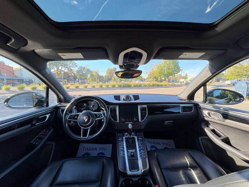 2017 Porsche Macan - Image 3 of 8