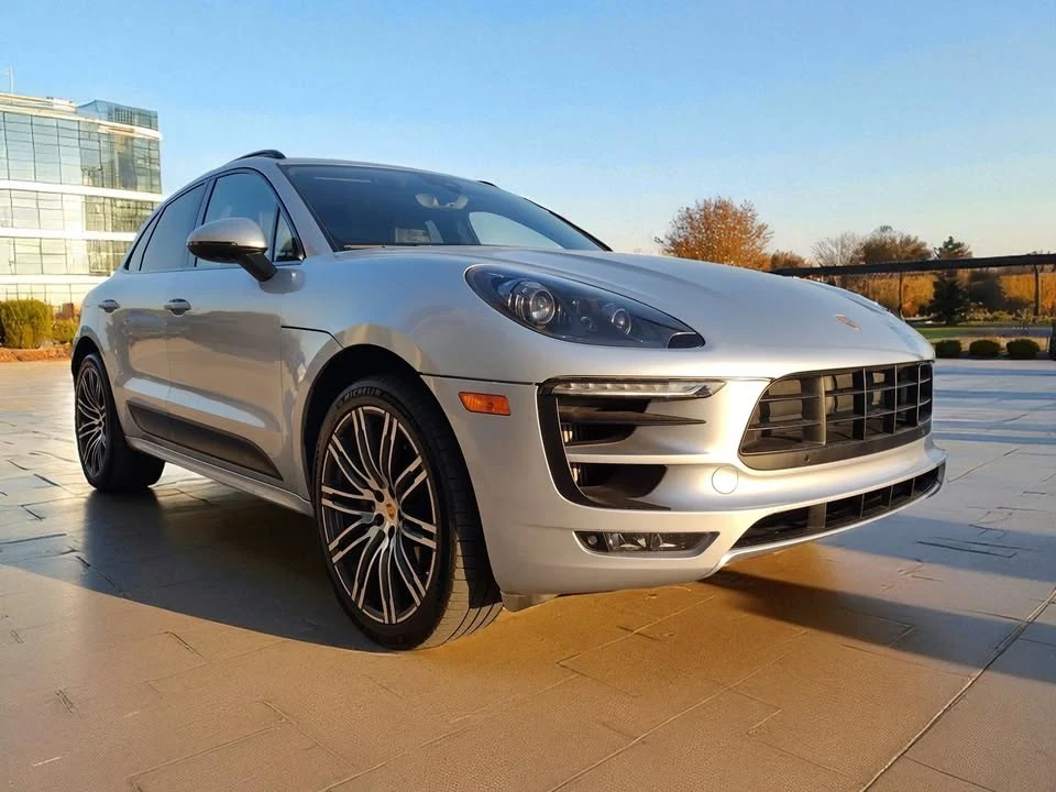 2017 Porsche Macan - Image 11 of 20