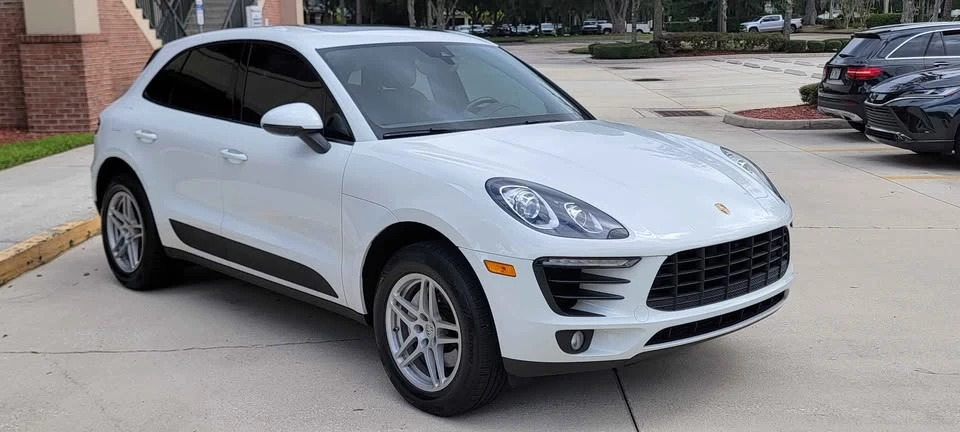 2017 Porsche Macan - Image 7 of 20