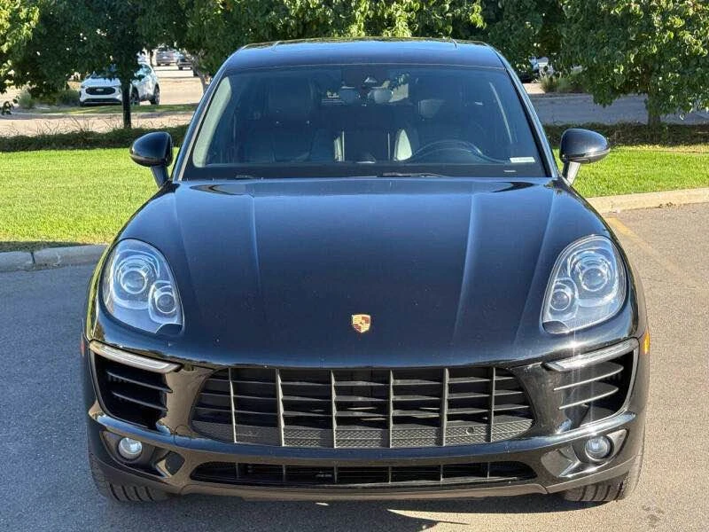 2017 Porsche Macan - Image 2 of 8