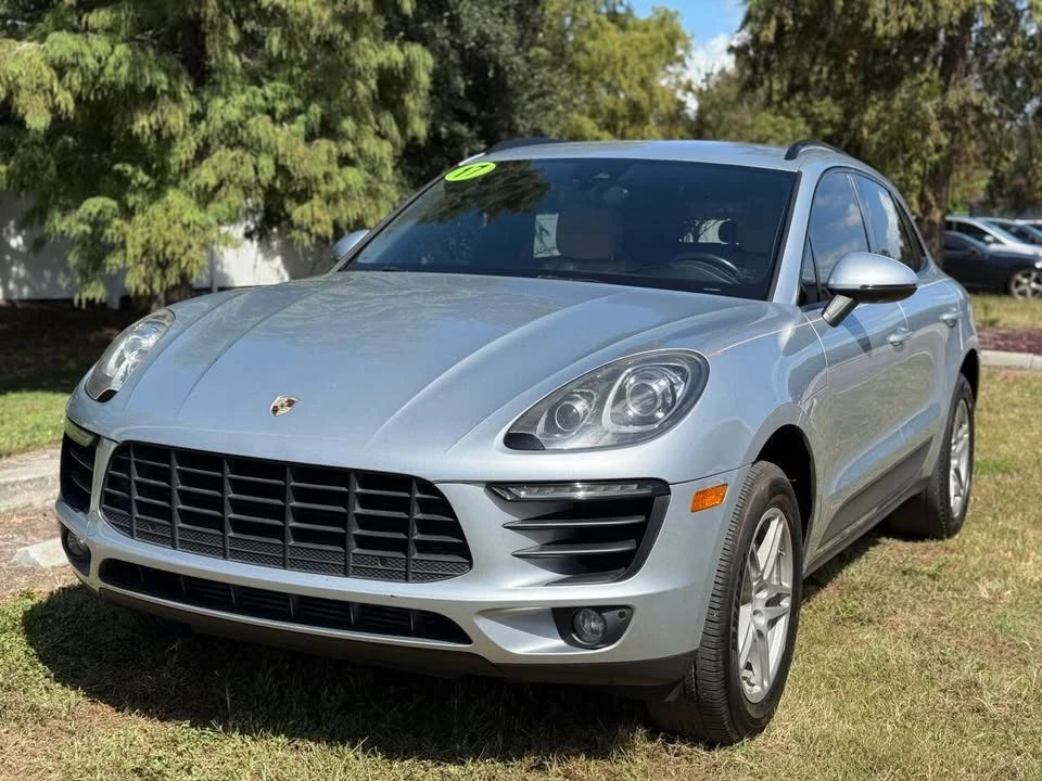 2017 Porsche Macan - Image 3 of 20