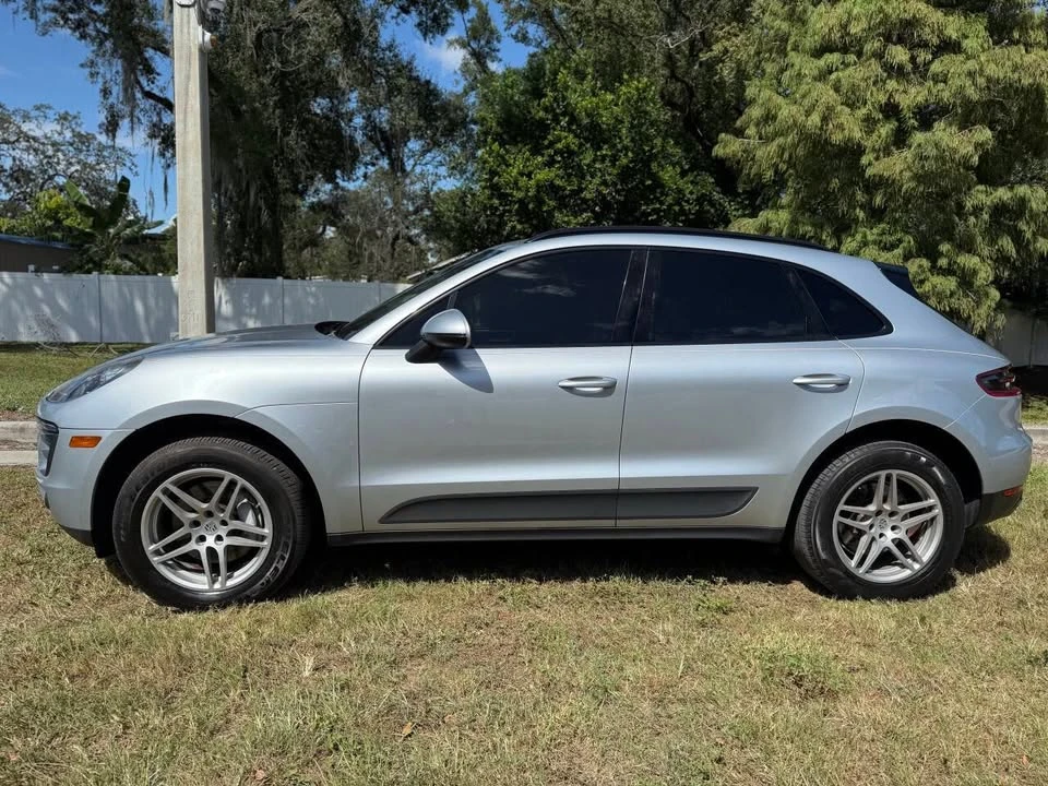 2017 Porsche Macan - Image 4 of 20