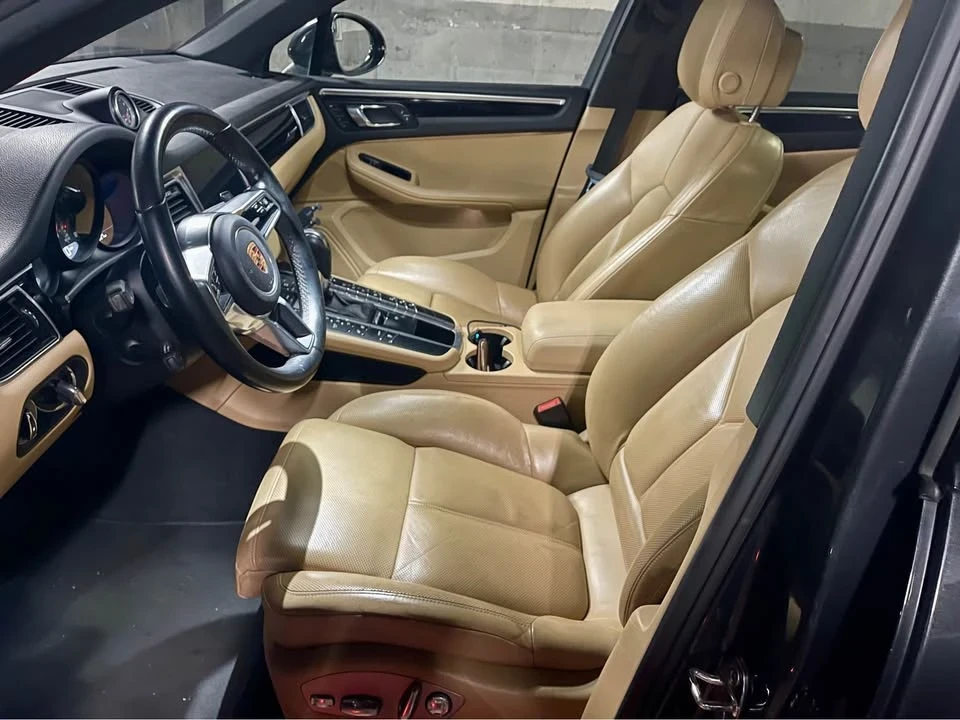 2017 Porsche Macan - Image 9 of 20