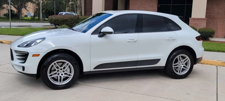 2017 Porsche Macan - Image 3 of 20