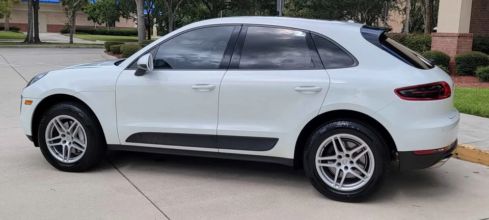 2017 Porsche Macan - Image 6 of 20