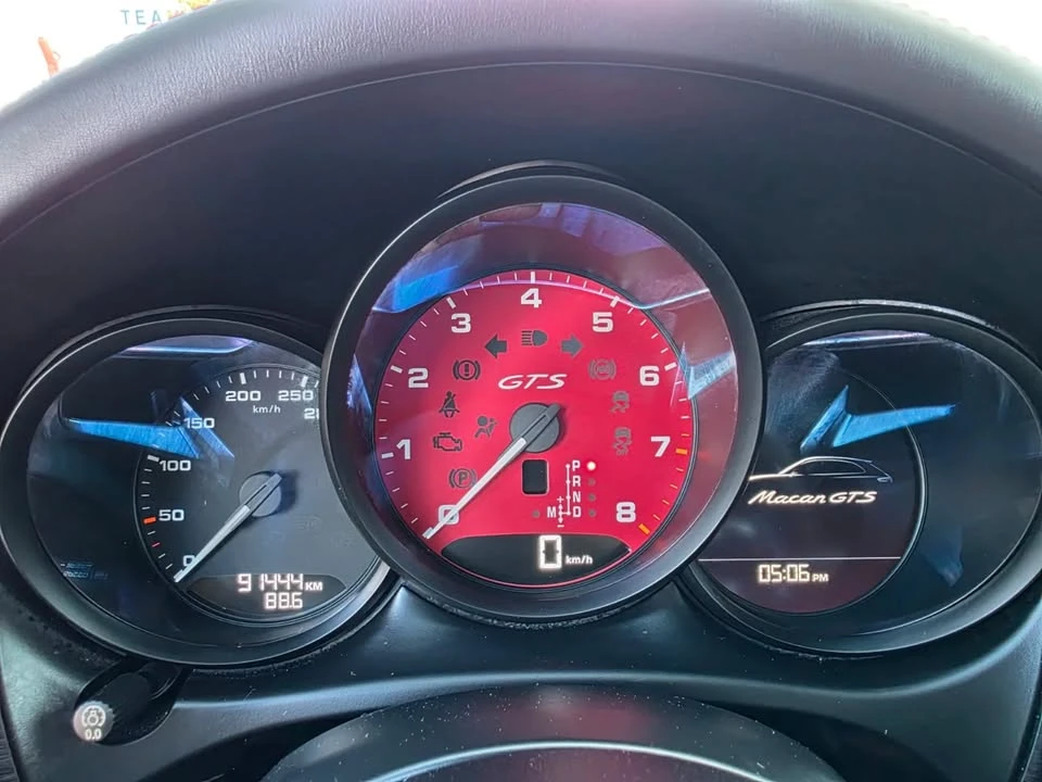 2017 Porsche Macan GTS - Image 9 of 17