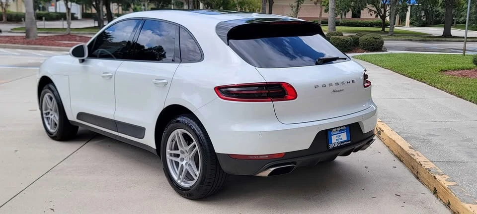 2017 Porsche Macan - Image 5 of 20