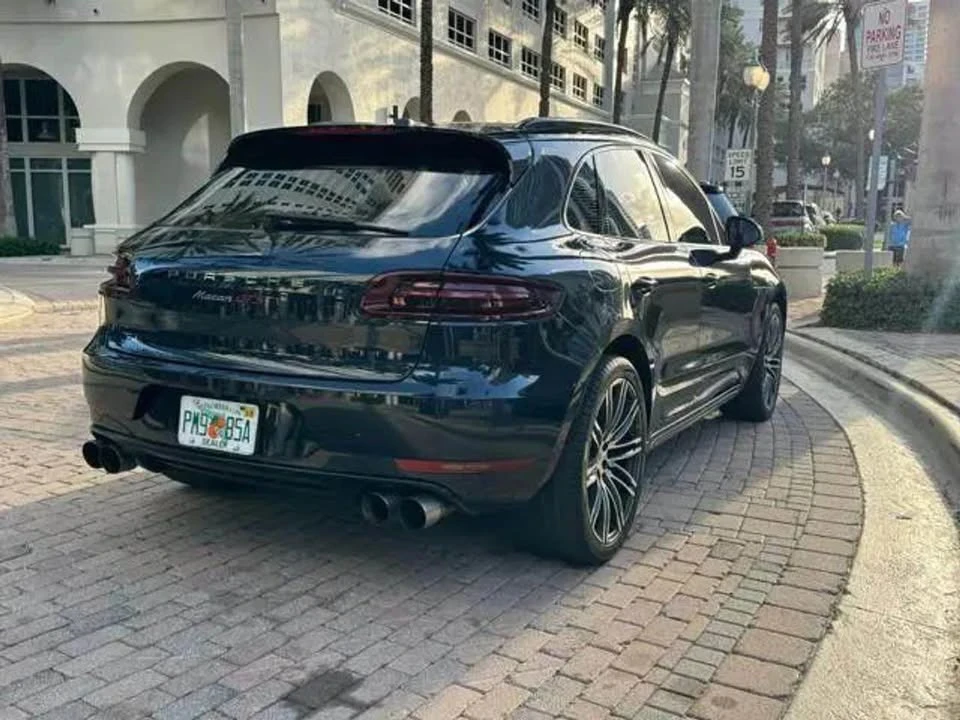 2017 Porsche Macan - Image 5 of 11