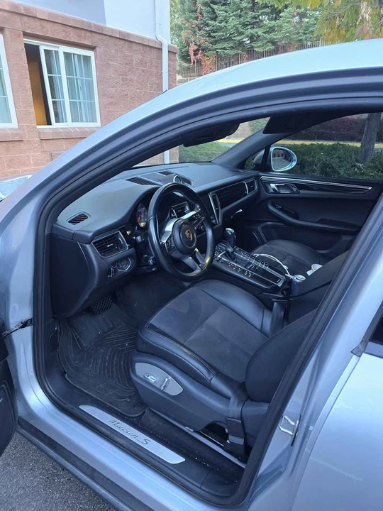 2017 Porsche Macan - Image 5 of 15