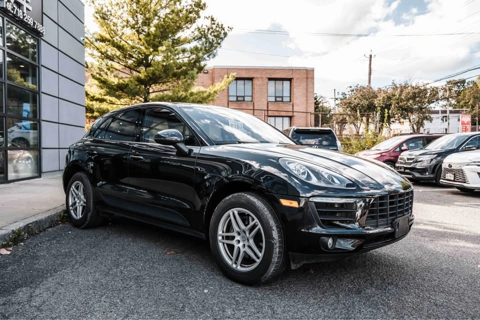 2017 Porsche Macan - Image 4 of 18