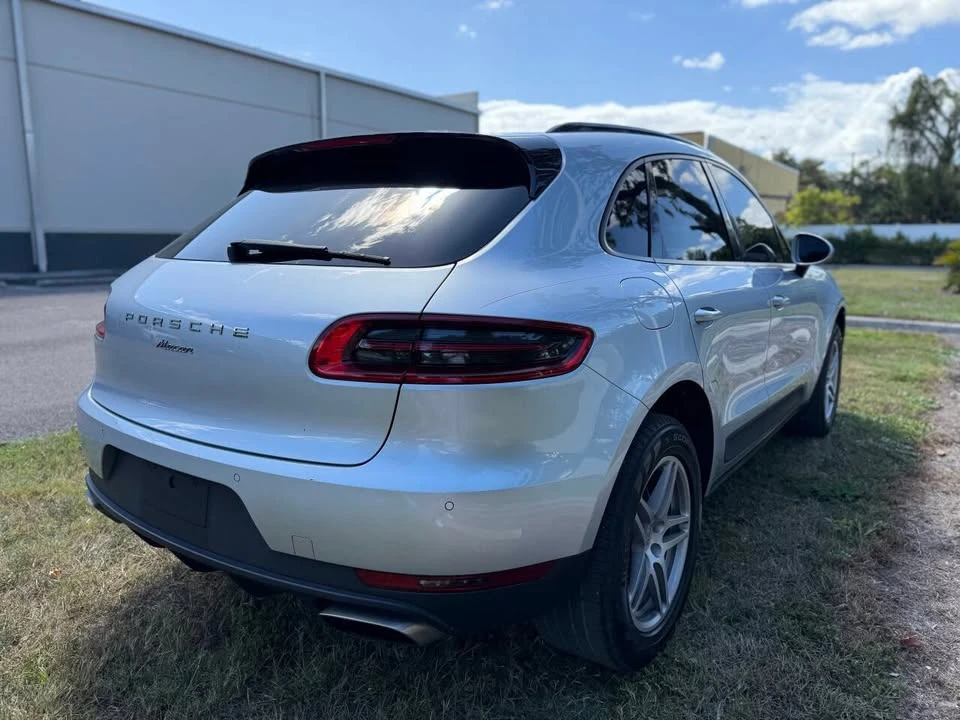 2017 Porsche Macan - Image 7 of 20
