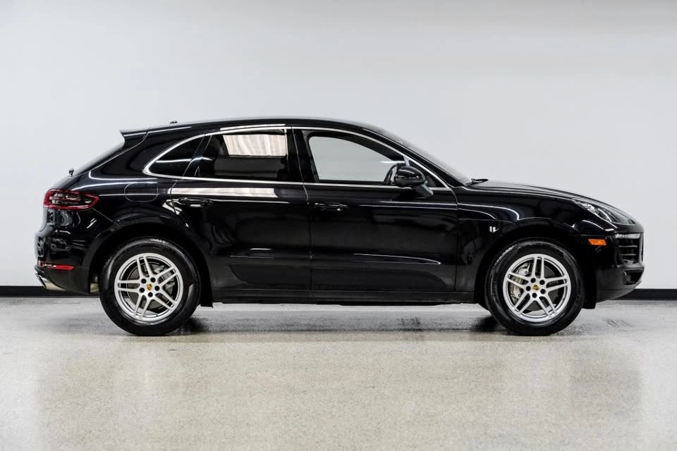 2017 Porsche Macan - Image 7 of 20