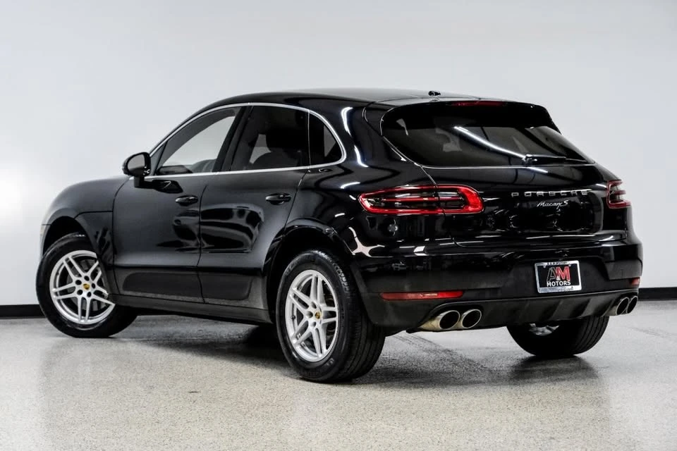 2017 Porsche Macan - Image 10 of 20