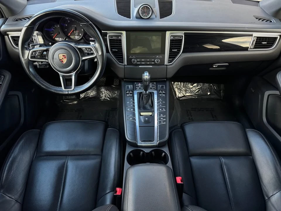 2017 Porsche Macan - Image 13 of 20