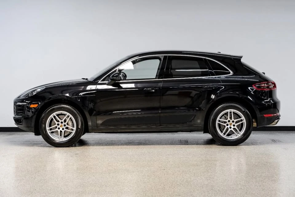 2017 Porsche Macan - Image 11 of 20