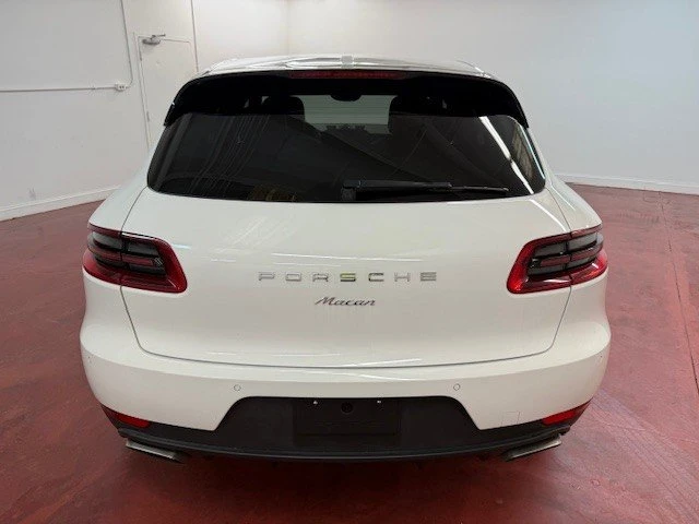 2017 Porsche Macan - Image 4 of 20