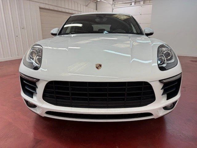 2017 Porsche Macan - Image 8 of 20