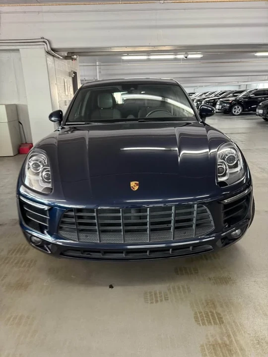 2017 Porsche Macan - Image 2 of 11