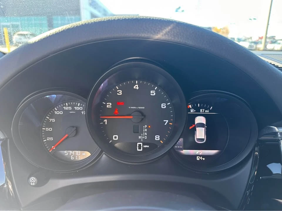 2017 Porsche Macan - Image 13 of 14