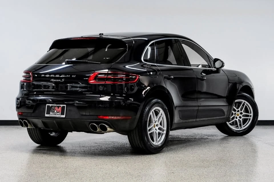 2017 Porsche Macan - Image 7 of 19