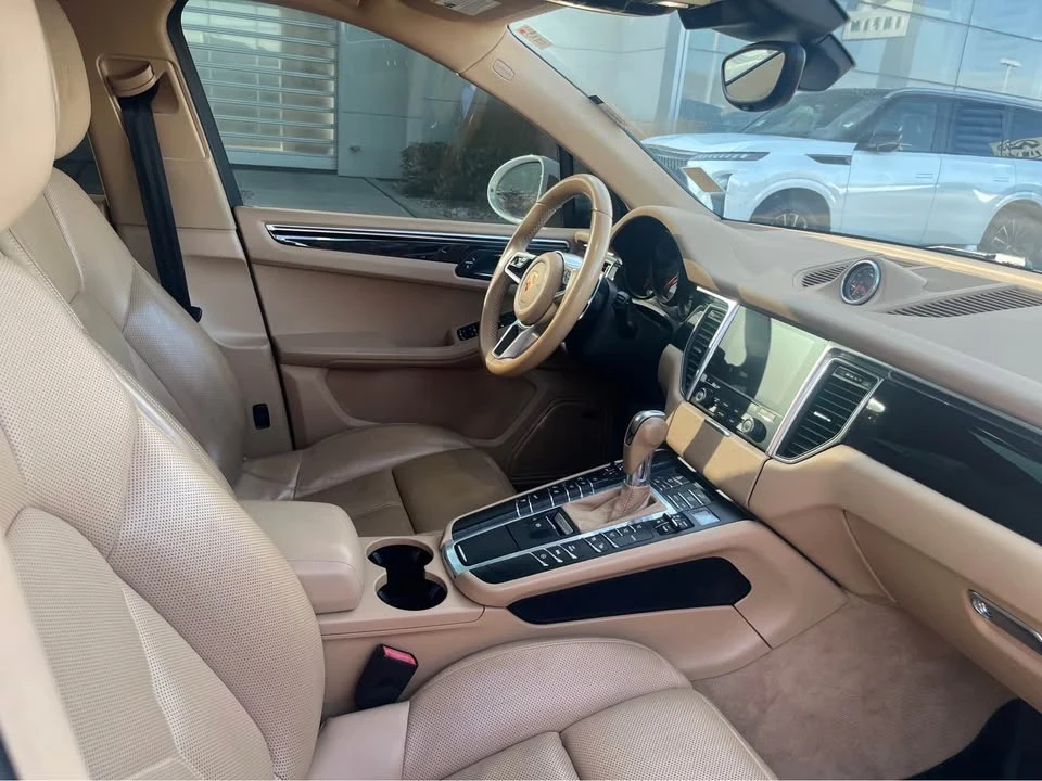 2017 Porsche Macan - Image 5 of 5