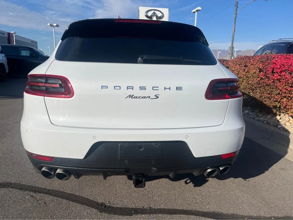2017 Porsche Macan - Image 2 of 5