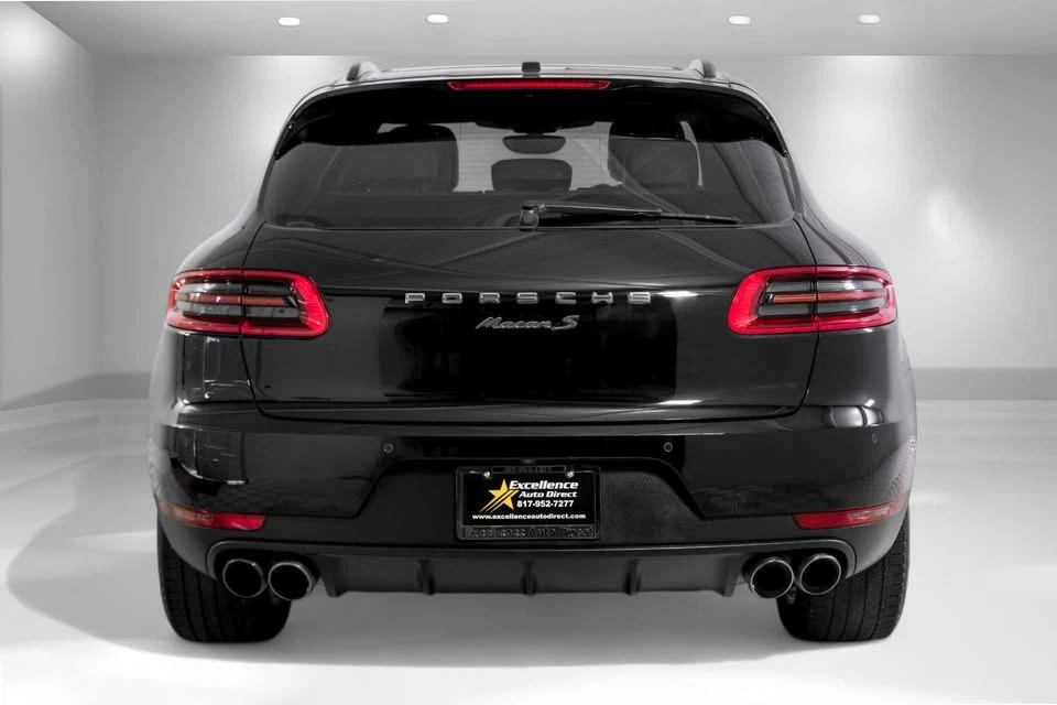 2017 Porsche Macan - Image 8 of 14