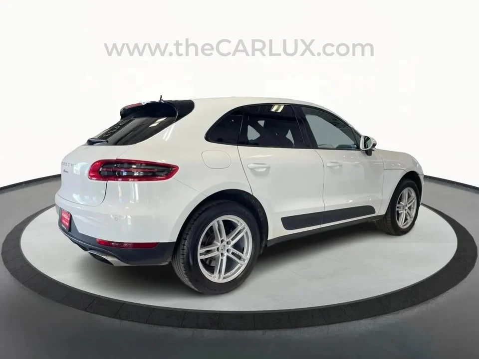 2017 Porsche Macan - Image 6 of 17