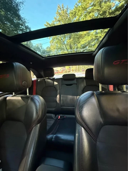 2017 Porsche Macan GTS - Image 9 of 14