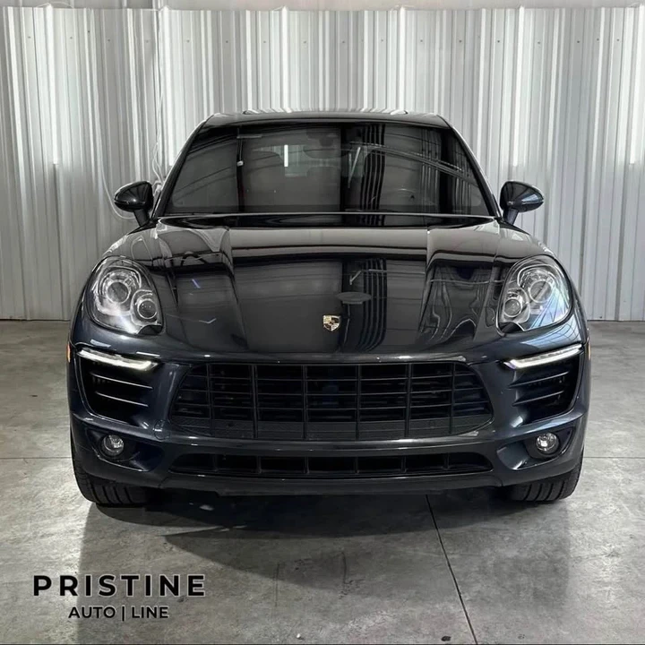 2017 Porsche Macan - Image 2 of 20