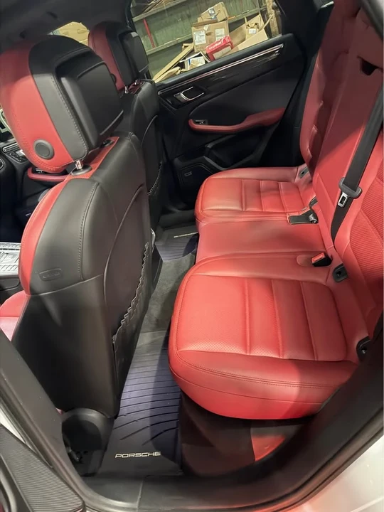 2017 Porsche Macan - Image 9 of 9