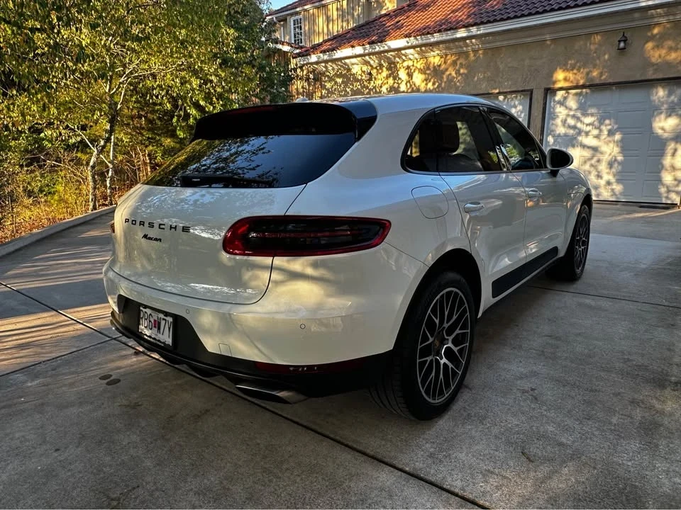 2017 Porsche Macan - Image 3 of 13