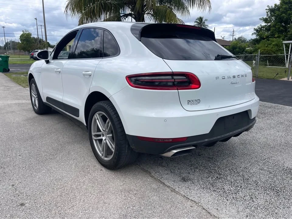 2017 Porsche Macan - Image 6 of 13