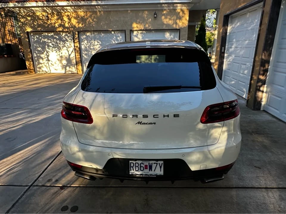 2017 Porsche Macan - Image 2 of 13