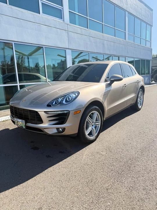 2017 Porsche Macan - Image 4 of 15