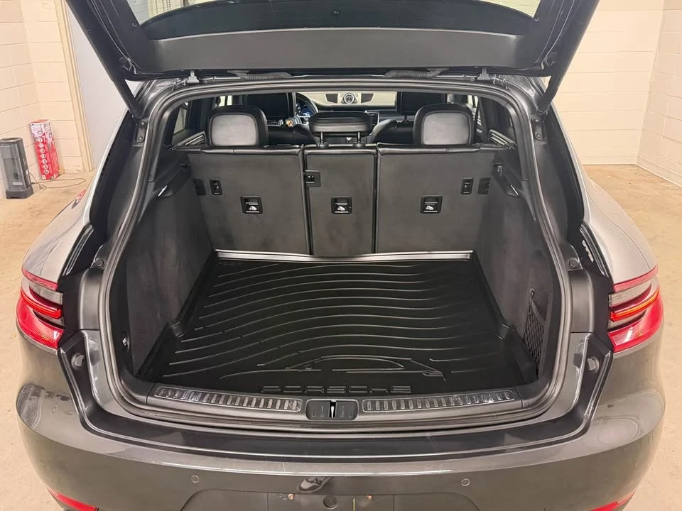 2017 Porsche Macan - Image 6 of 12